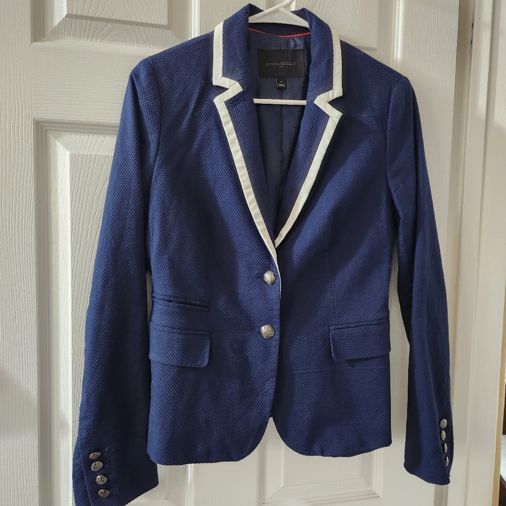 Banana Republic Navy Blazer SIZE 6